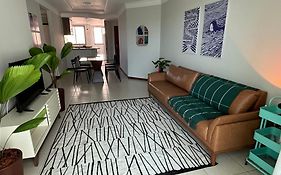 Apartamento Na Praia Do Morro - Condominio Praia Da Maruja - Na Quadra Da Praia